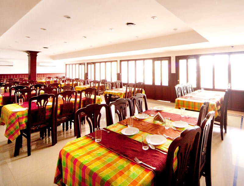 Restaurant - Hotel Periyar Ltd Aluva